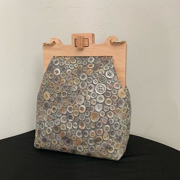 Handmade Genuine Embossed Leather Turnlock Wooden Frame Bag & 2 Strap Styles - Picture 6 of 16